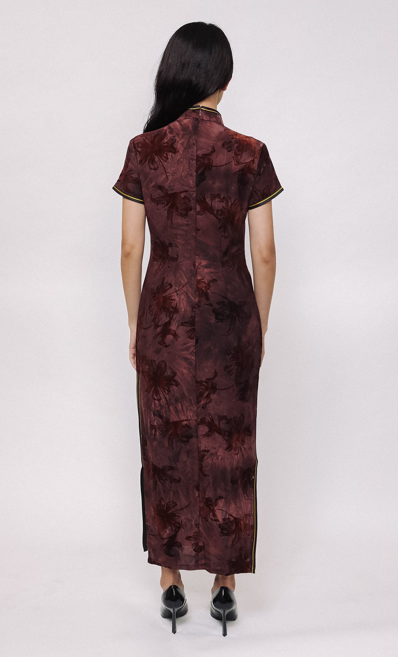 SCARLET DUSK SILK-BLEND CHEONGSAM