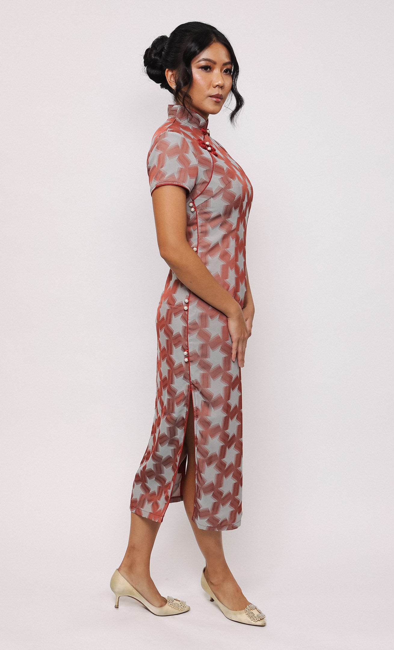 RETRO REDSHIFT SATIN-BLEND CHEONGSAM