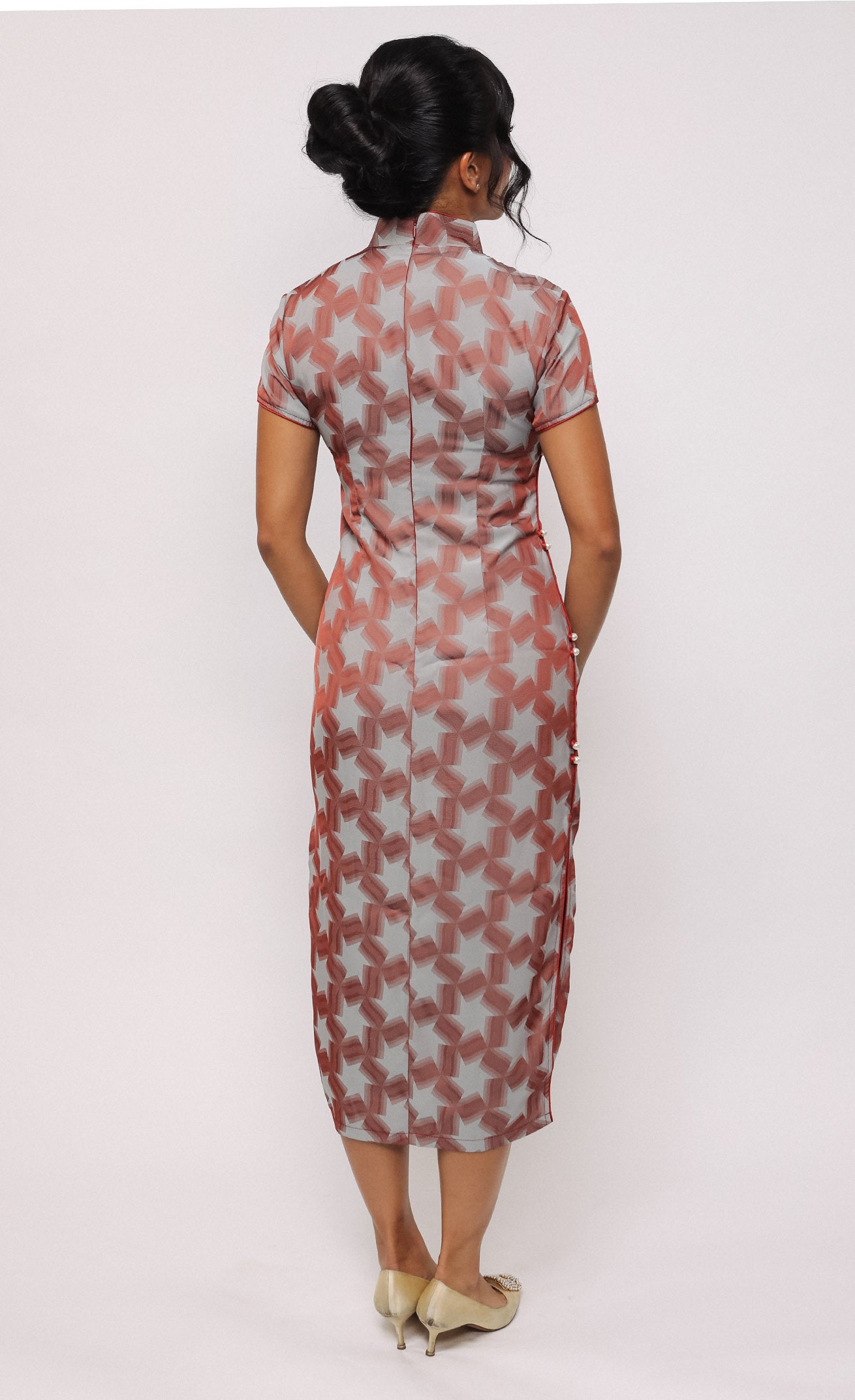 RETRO REDSHIFT SATIN-BLEND CHEONGSAM