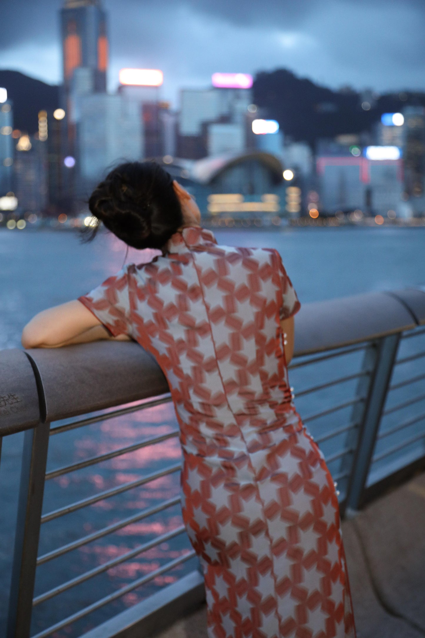 RETRO REDSHIFT SATIN-BLEND CHEONGSAM