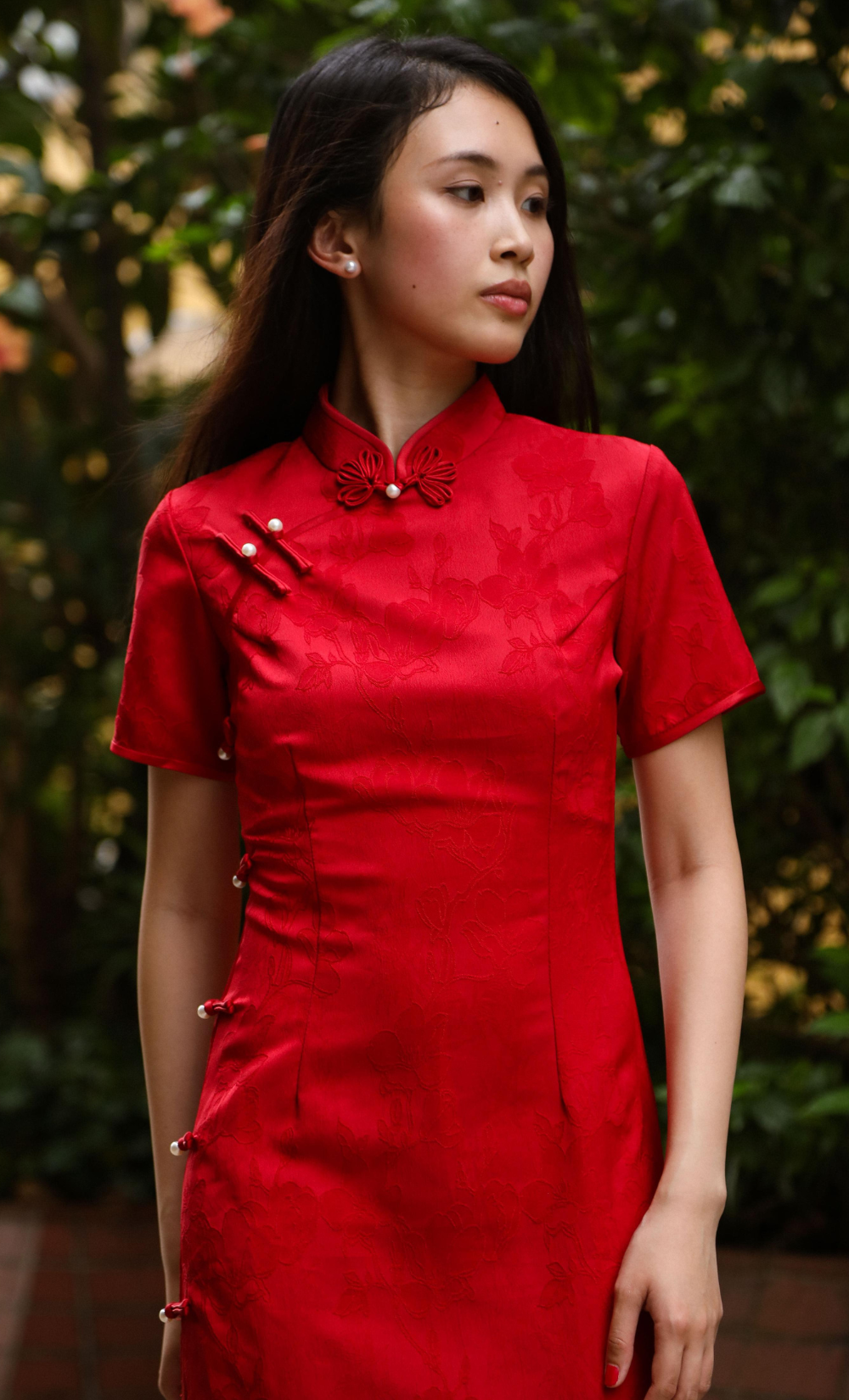 SCARLET MAGNOLIA SATIN-BLEND CHEONGSAM