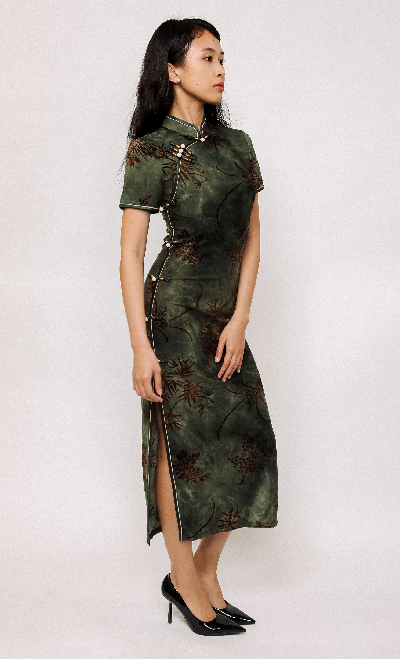 VERDANT PINE SILK-BLEND CHEONGSAM