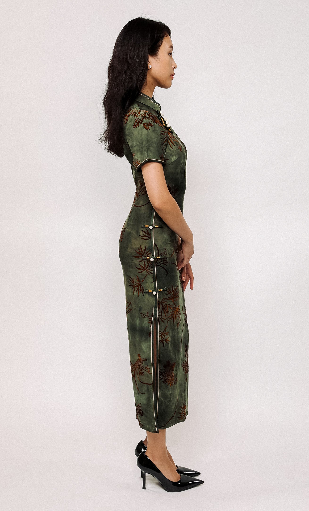 VERDANT PINE SILK-BLEND CHEONGSAM