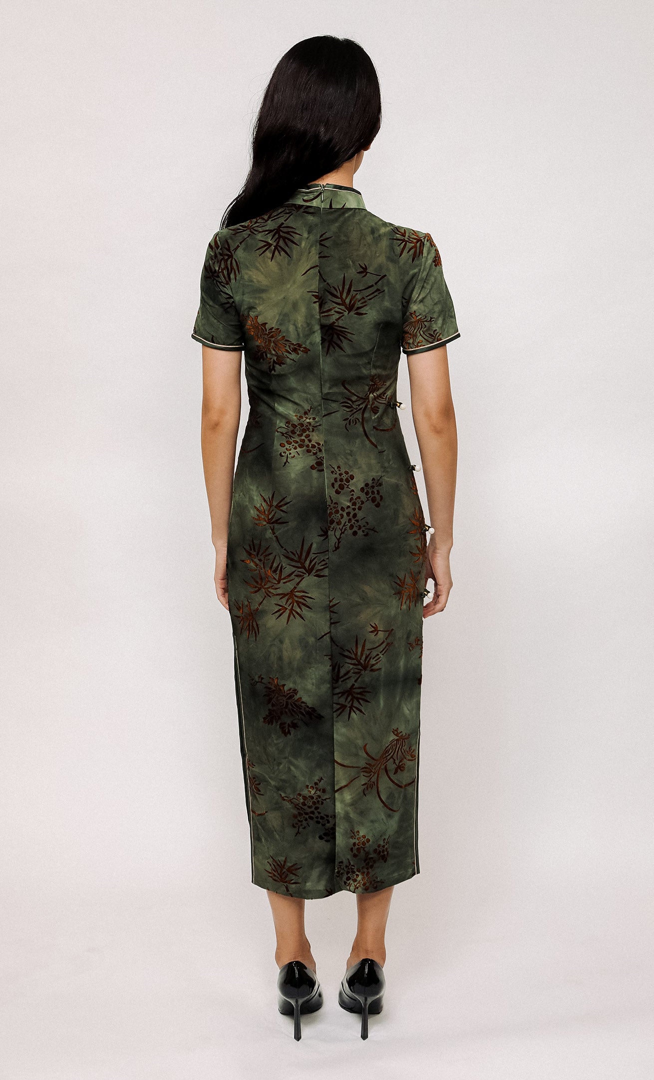 VERDANT PINE SILK-BLEND CHEONGSAM