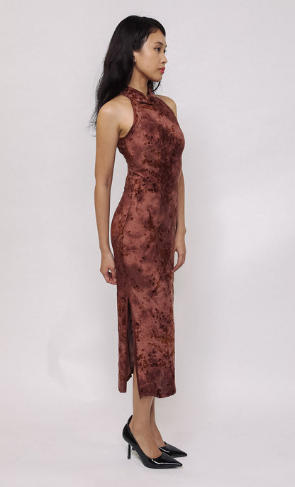 DARK SIENNA HALTERNECK SILK-BLEND CHEONGSAM