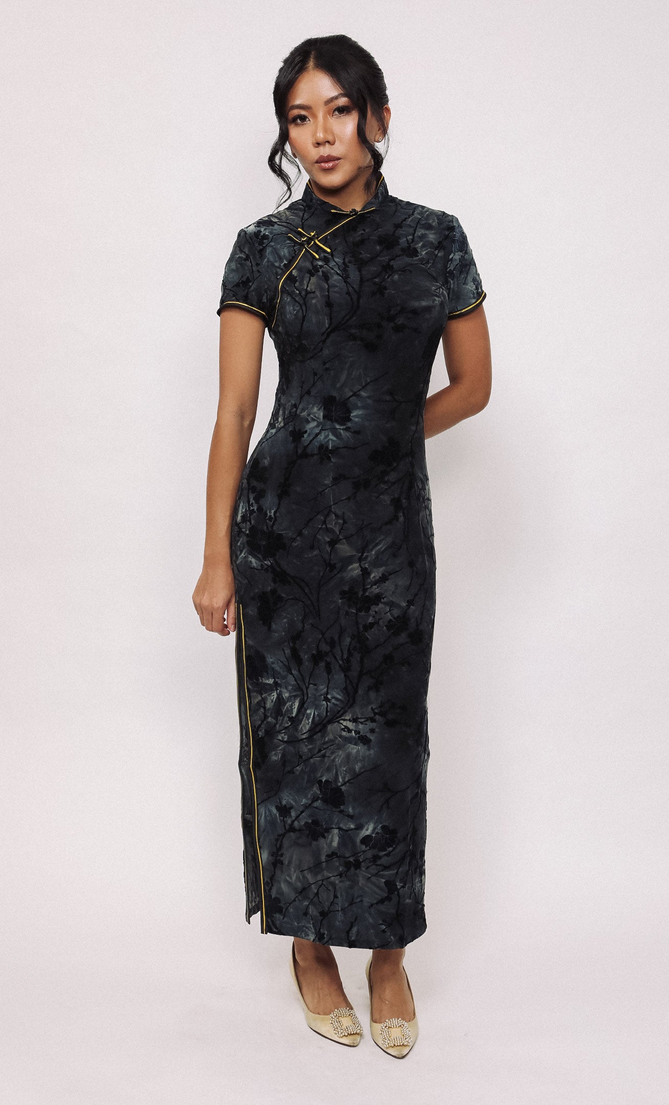 CINDER DUSK SILK-BLEND CHEONGSAM