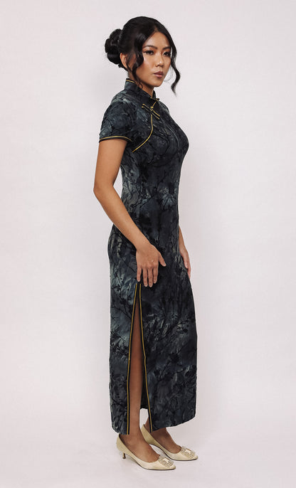 CINDER DUSK SILK-BLEND CHEONGSAM