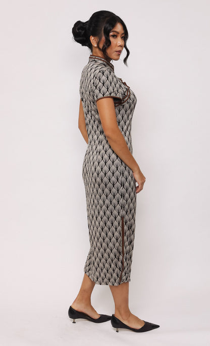 RIPPLE FAN MODAL-BLEND CHEONGSAM