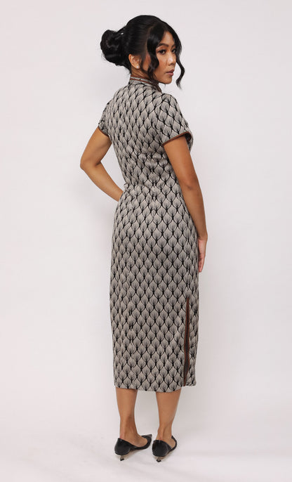 RIPPLE FAN MODAL-BLEND CHEONGSAM